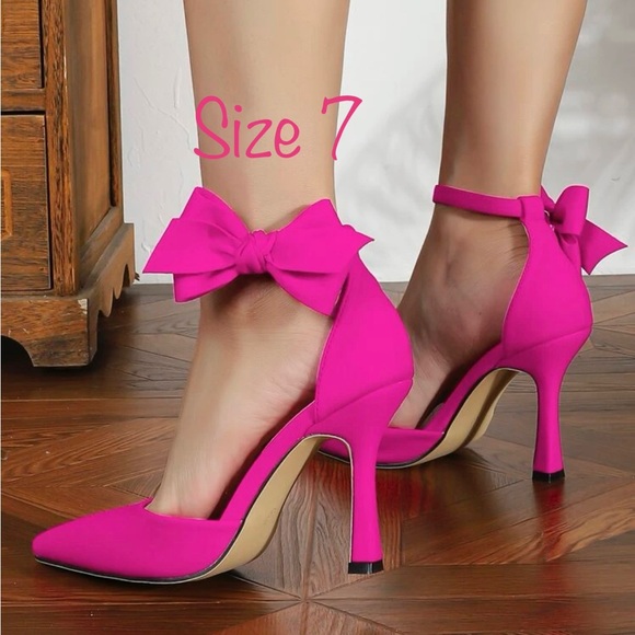 Shoes - NWT- Bow Stiletto Heeled Pumps with Ankle Strap- Size 7
